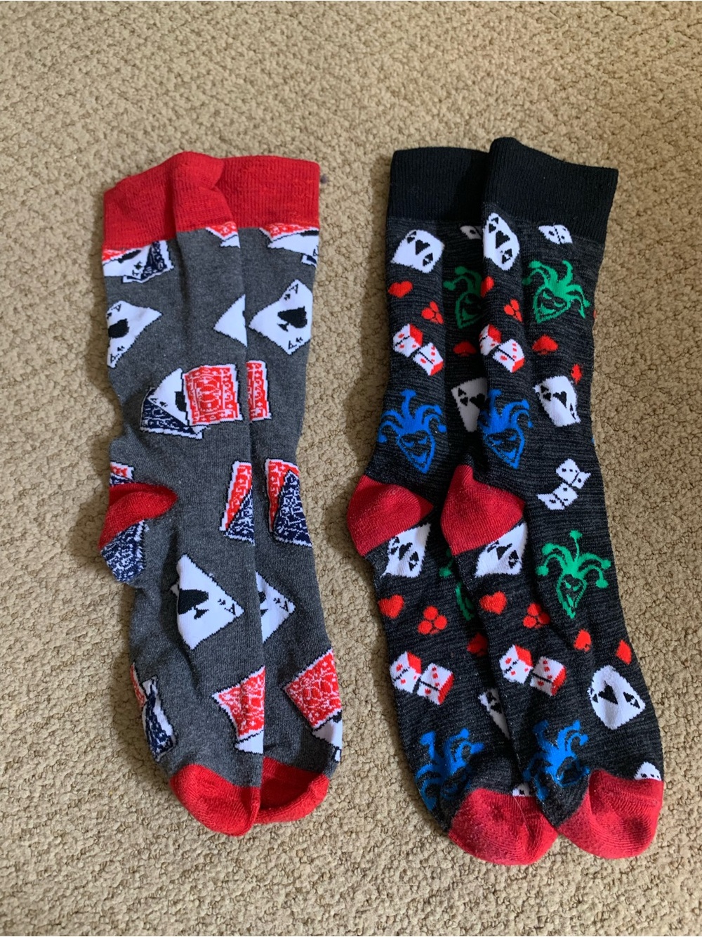 2-Pair Lot Poker & Jester Card-Themed Socks – Men’s 7-9 – Unused